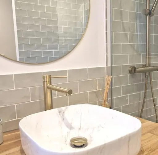 Avec Jacuzzi Ferienhaus Nîmes